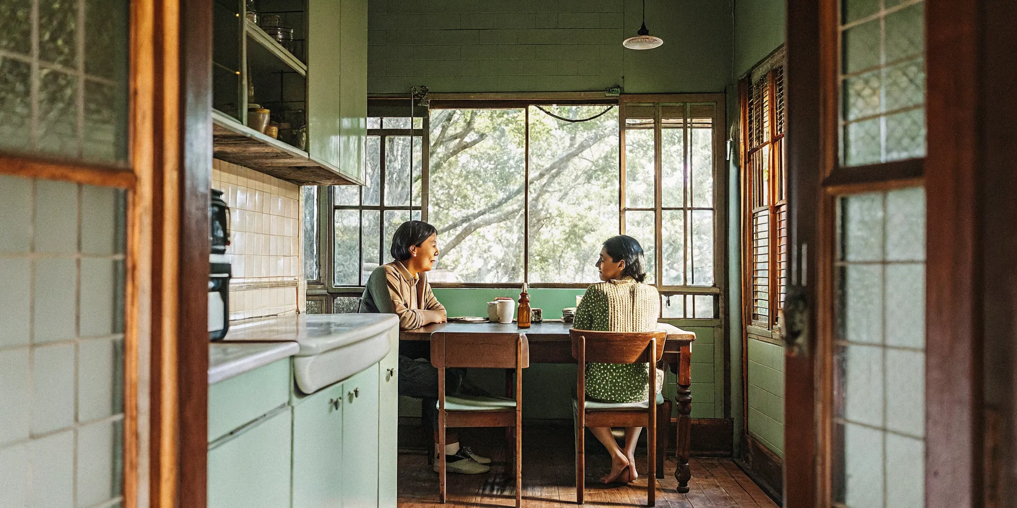 Family practicing healthy boundaries during family therapy for addiction
