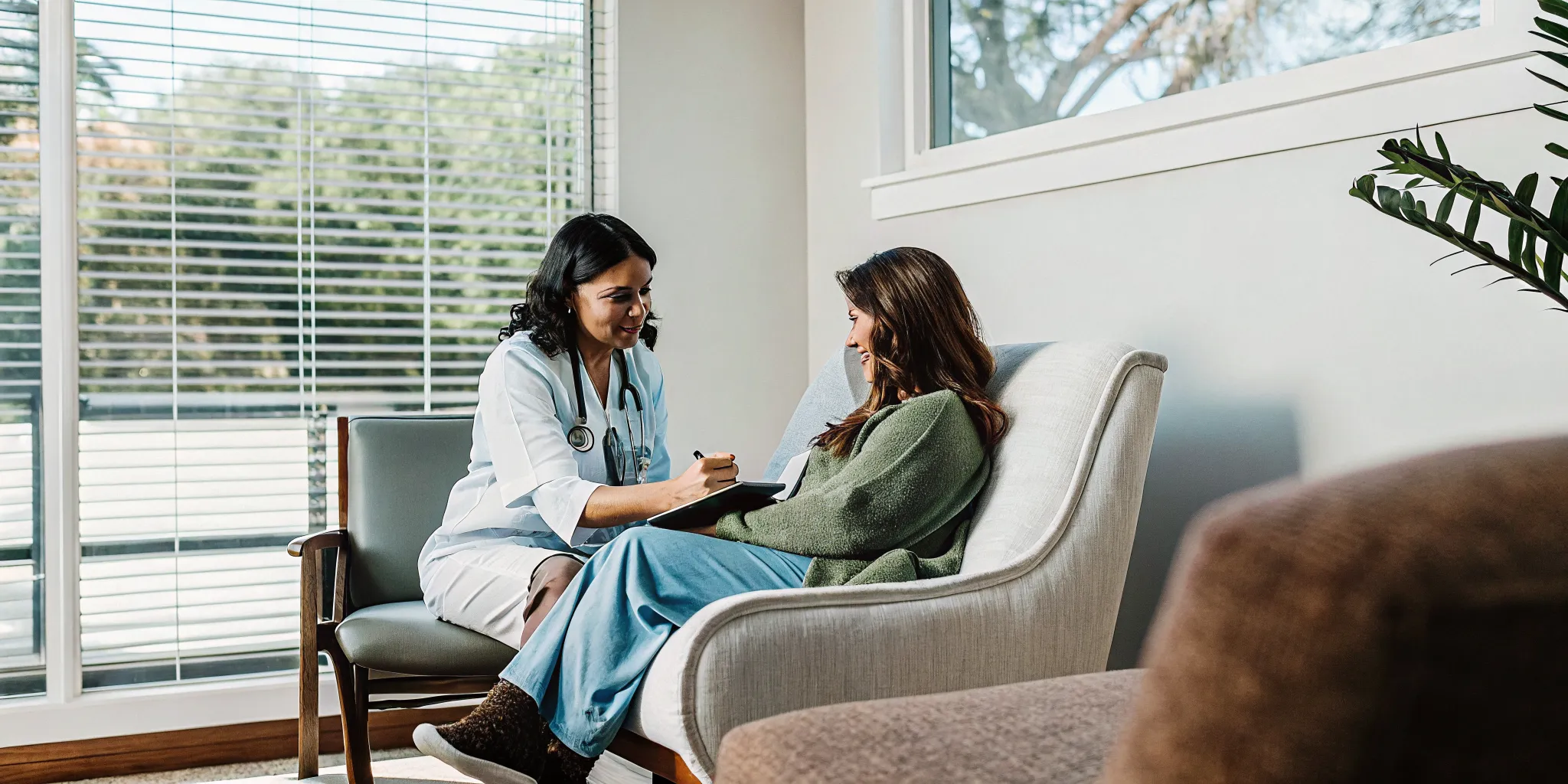 Dedicated medical professional consulting with a patient at a partial hospitalization program Ohio treatment center