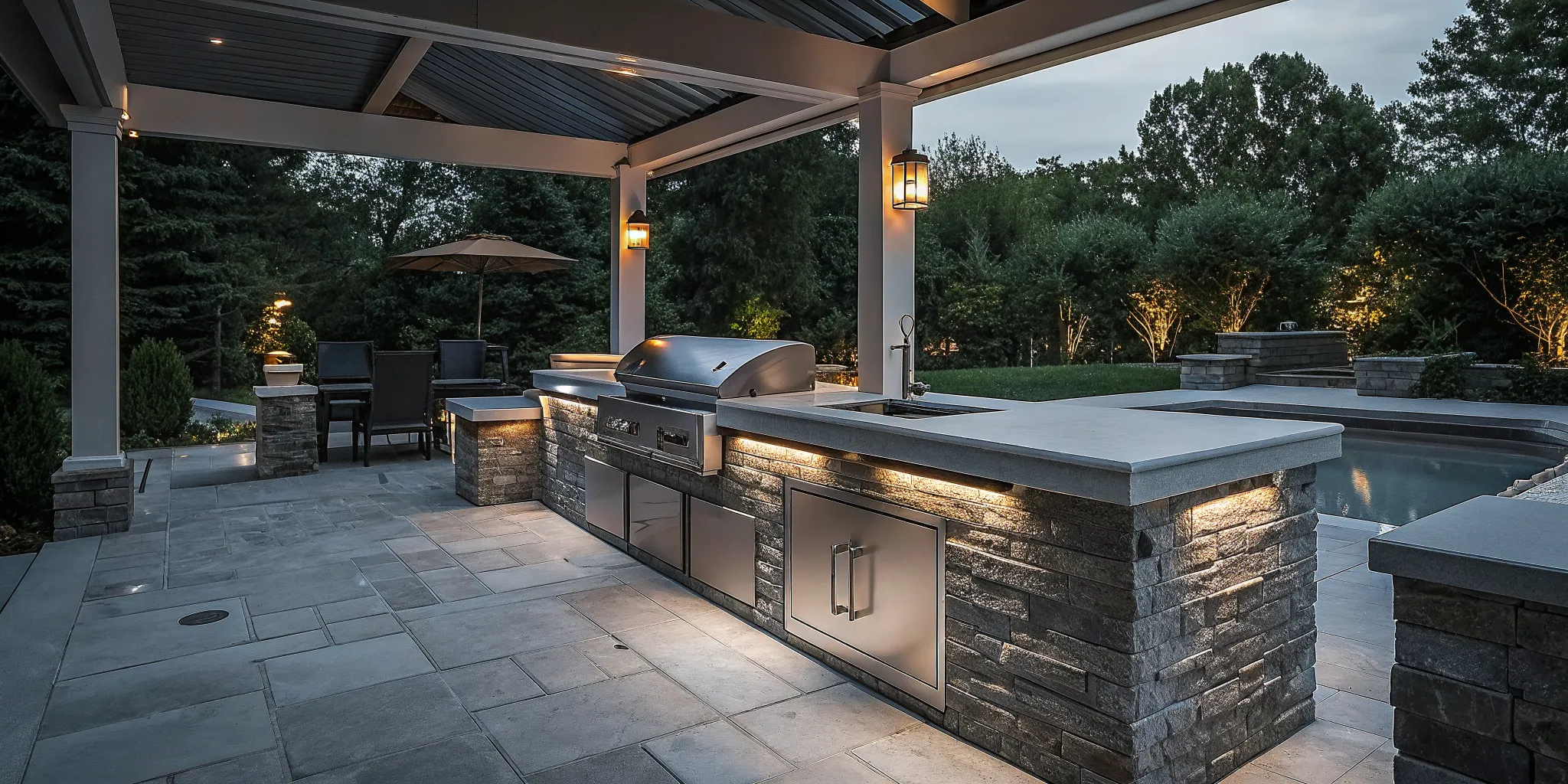 Outdoor Kitchen Island: Layouts, Materials, Built-Ins