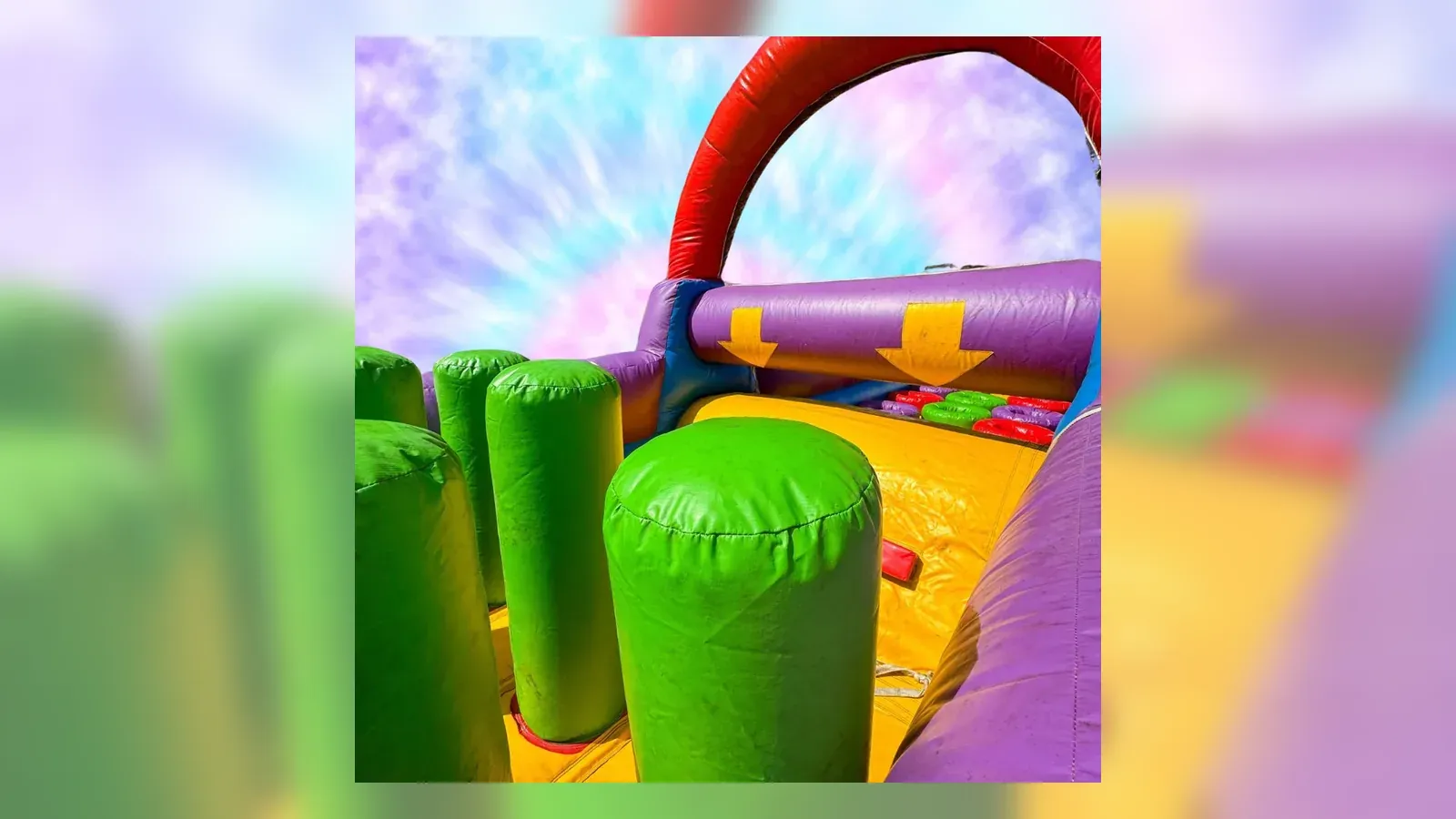 Close view of the AJT Bounce Wacky Obstacle Course interior