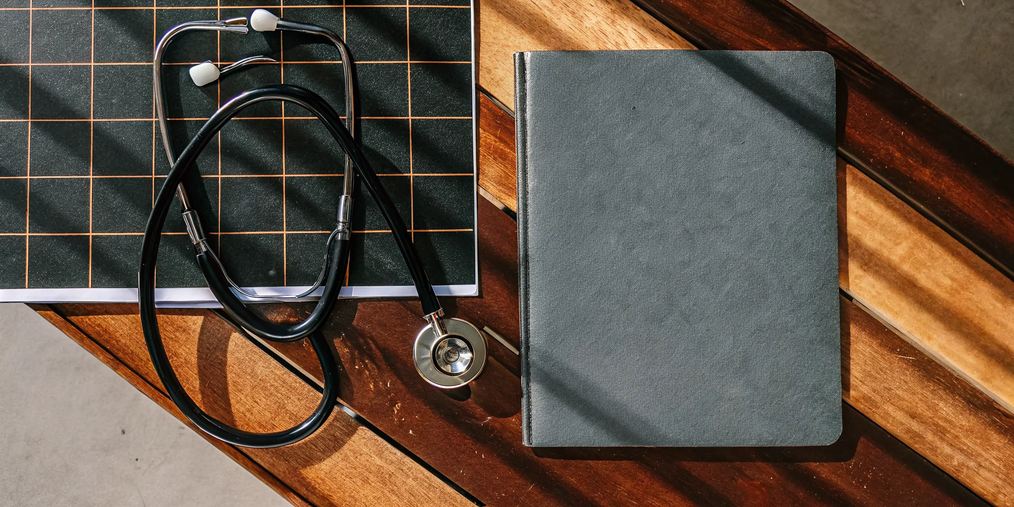Washington employer benefits compliance checklist with quarterly calendar