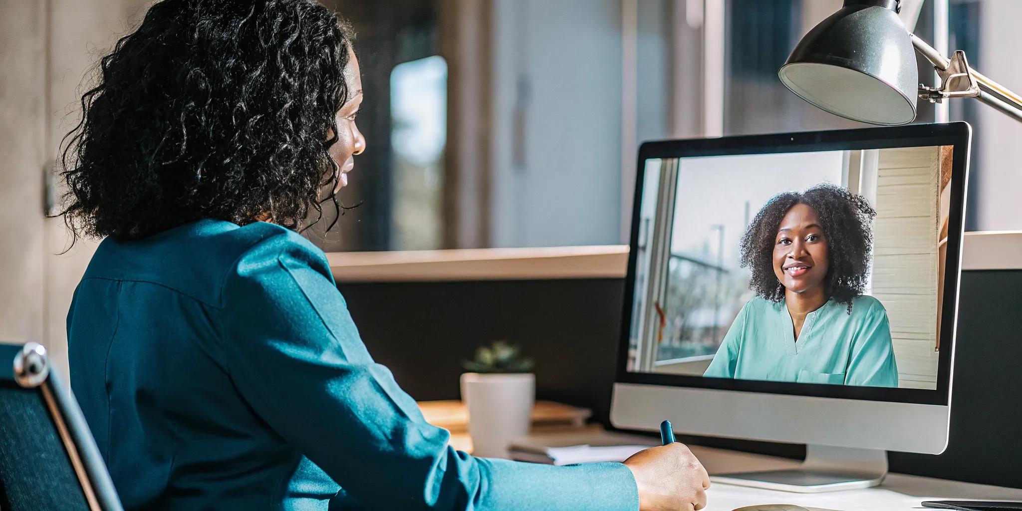 Benefits advisor reviewing remote employee coverage with a Washington employer