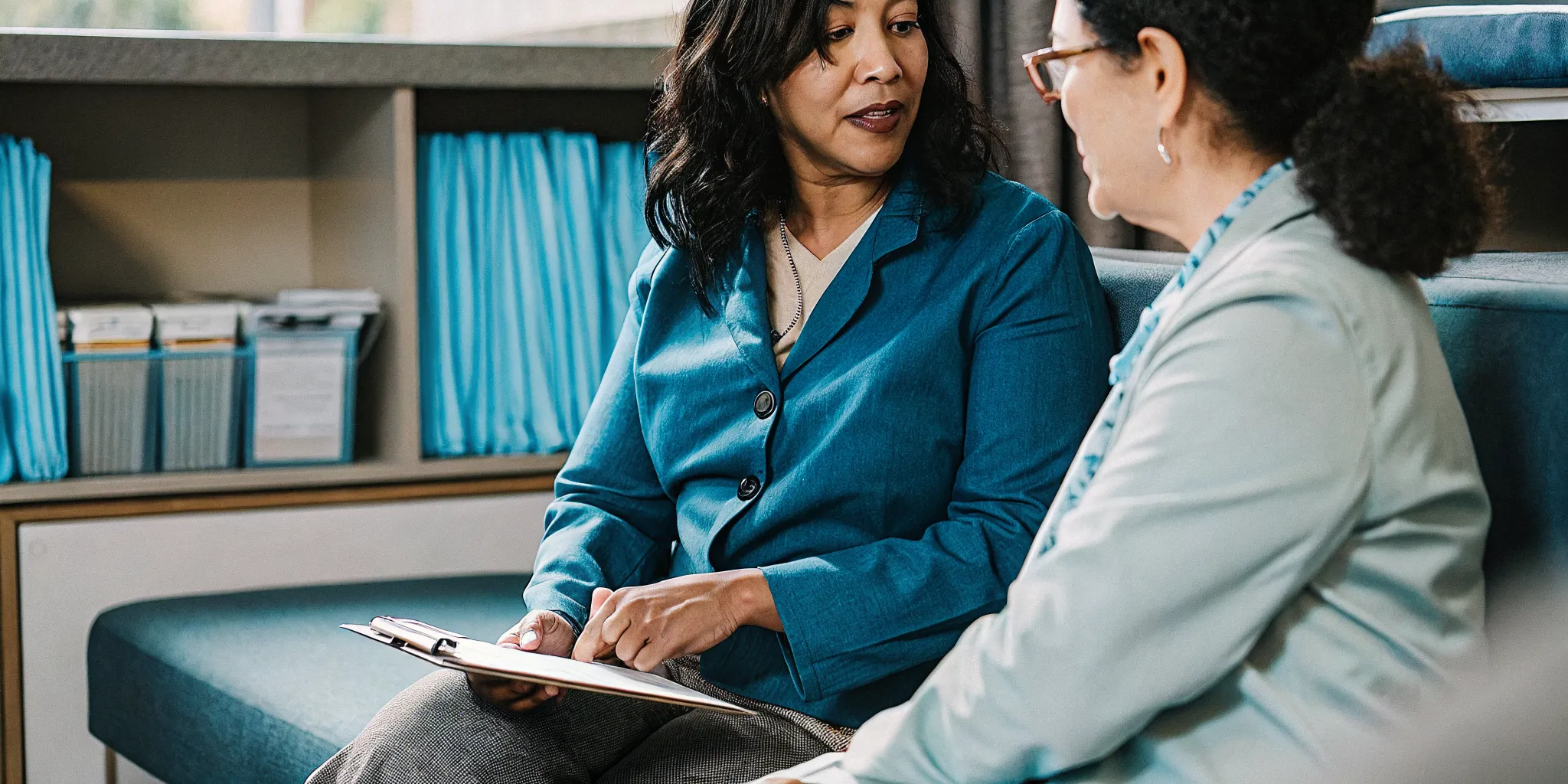 Washington employer and benefits advisor reviewing Medicare Part D notice requirements
