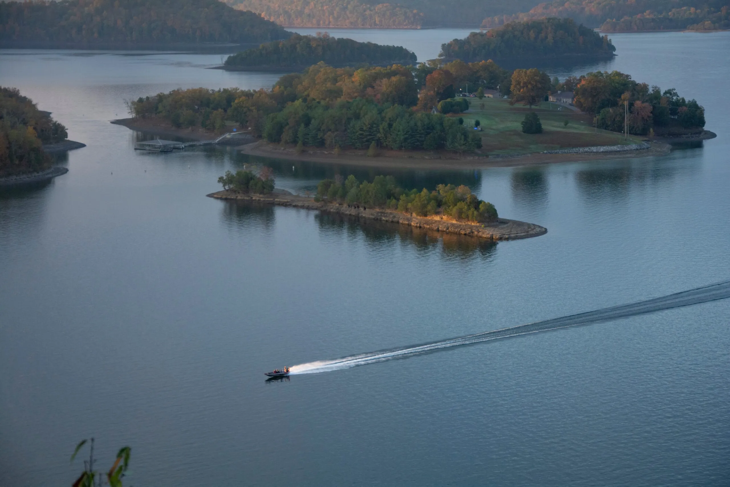 Dale Hollow Lake near vacation homes for sale eastern Tennessee