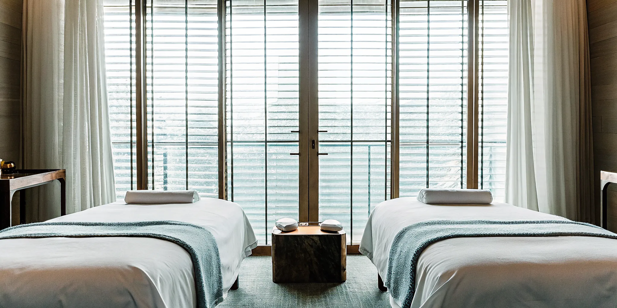 Couples massage room with two massage tables in New Orleans