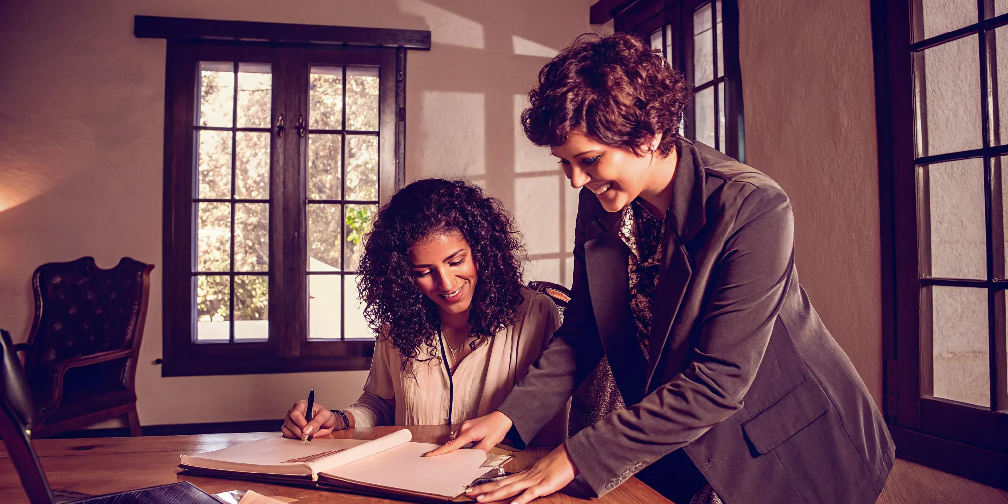 Post settlement funding support while a plaintiff awaits payment