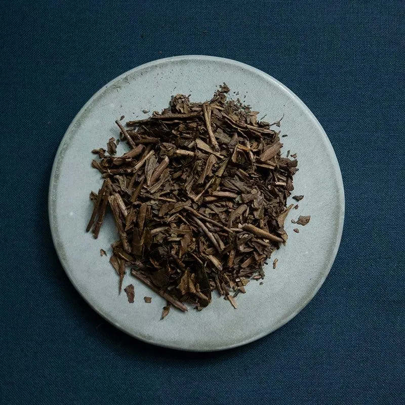 Roasted hojicha leaves showing their warm brown color