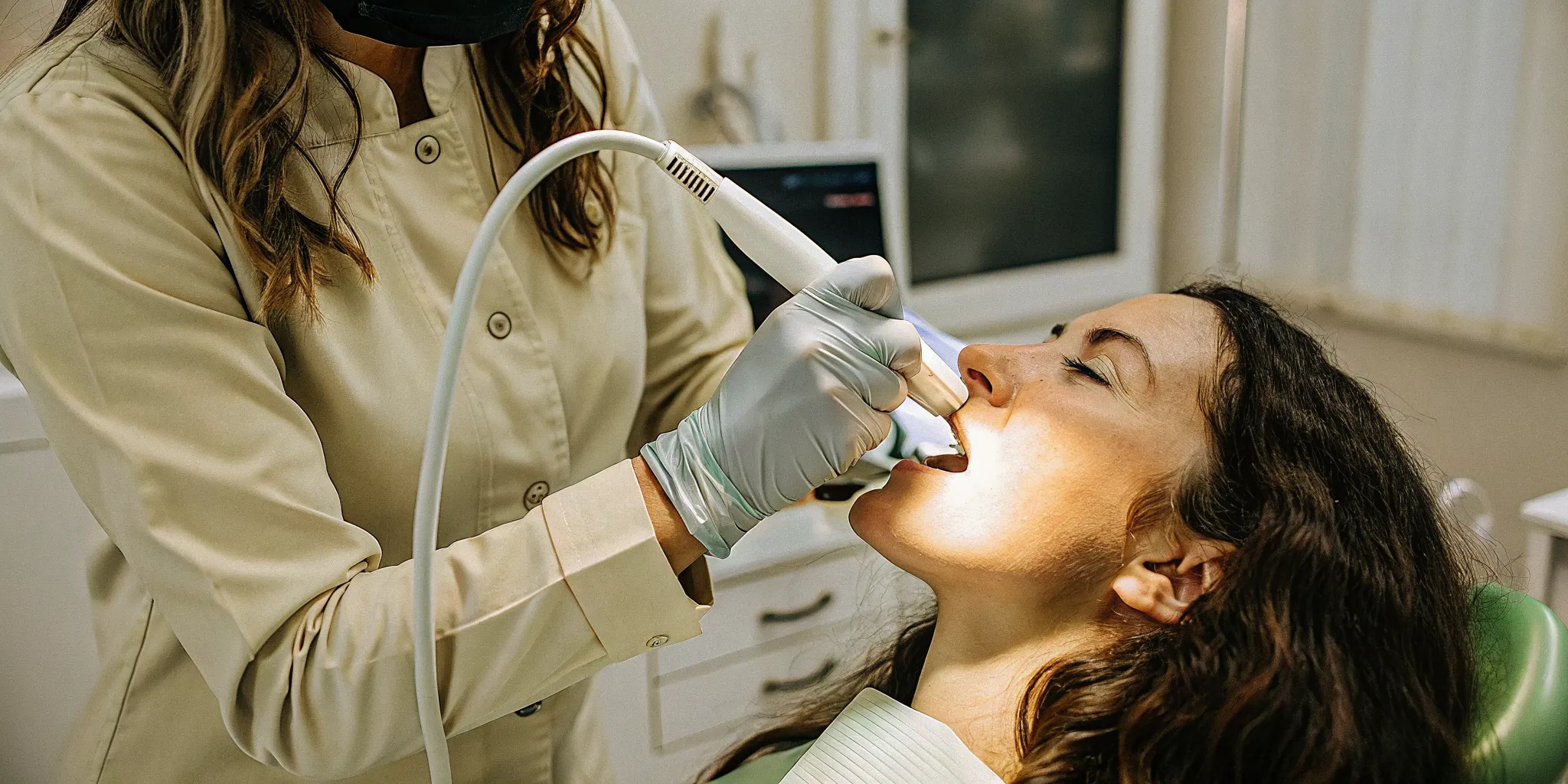 Dr. Anand Shah using digital intraoral scanning technology at Celebrity Smiles Melbourne