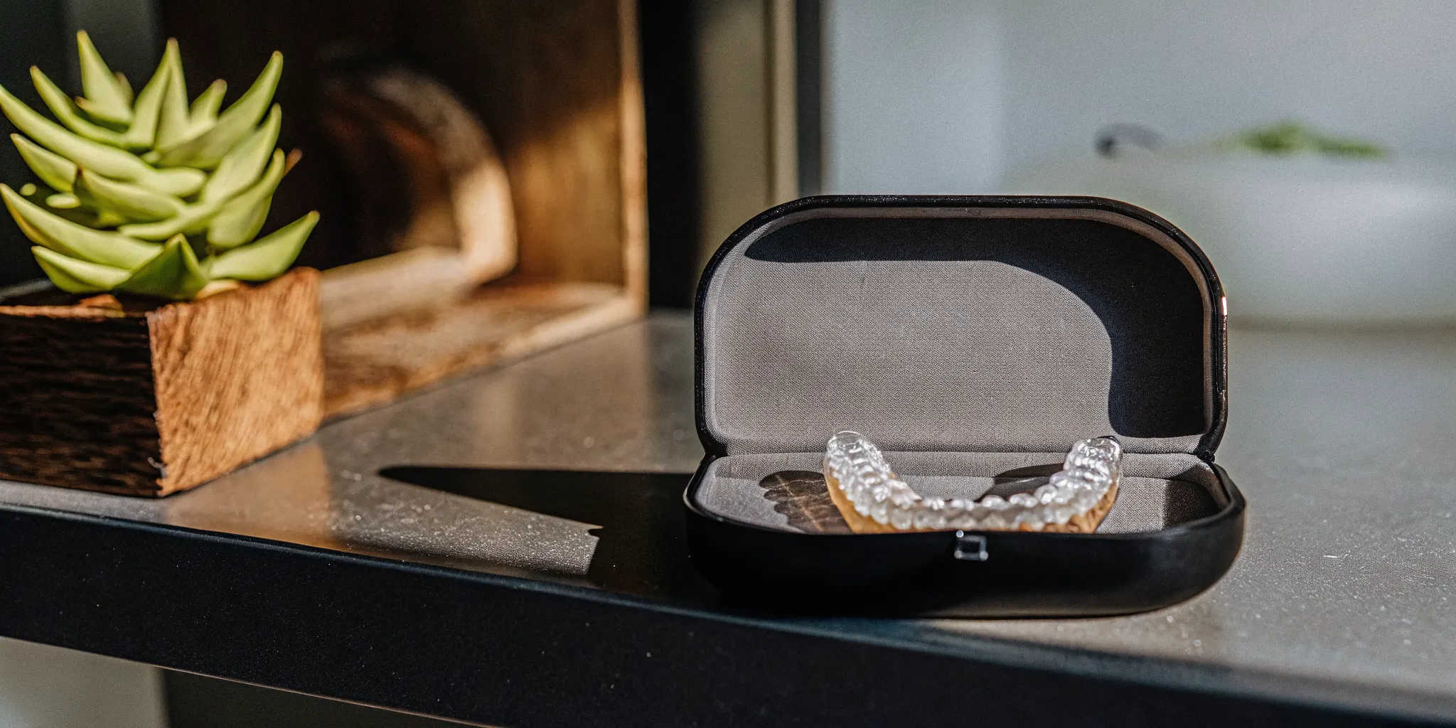 Custom oral appliance used in dentist-guided sleep apnea care