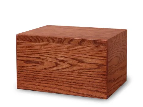 Starmark Richmond Classic Oak hardwood urn with a satin finish